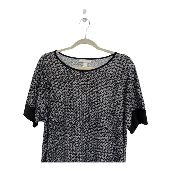 Dana Buchman Women Geometric Short Sleeve Crew Neck Mesh Blouse Gray Size L - Picture 2 of 6